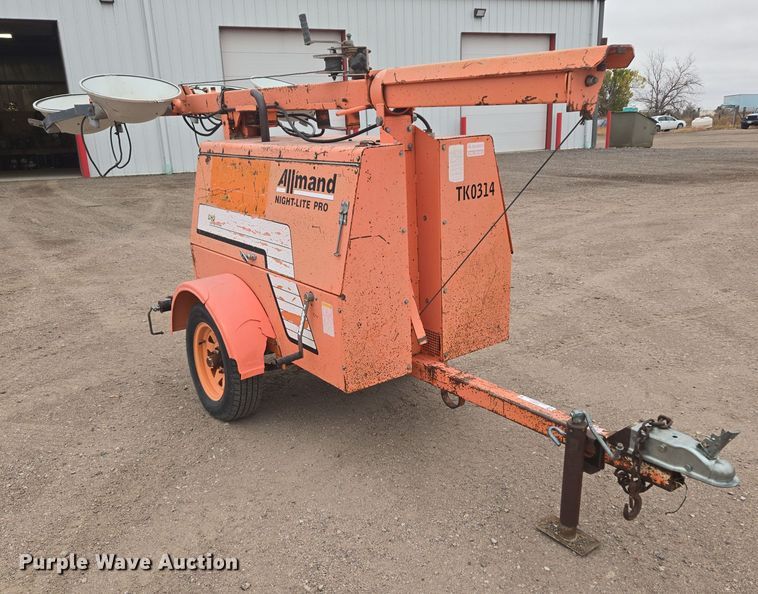 image for item EG9915 Allmand Night-Lite Pro light plant