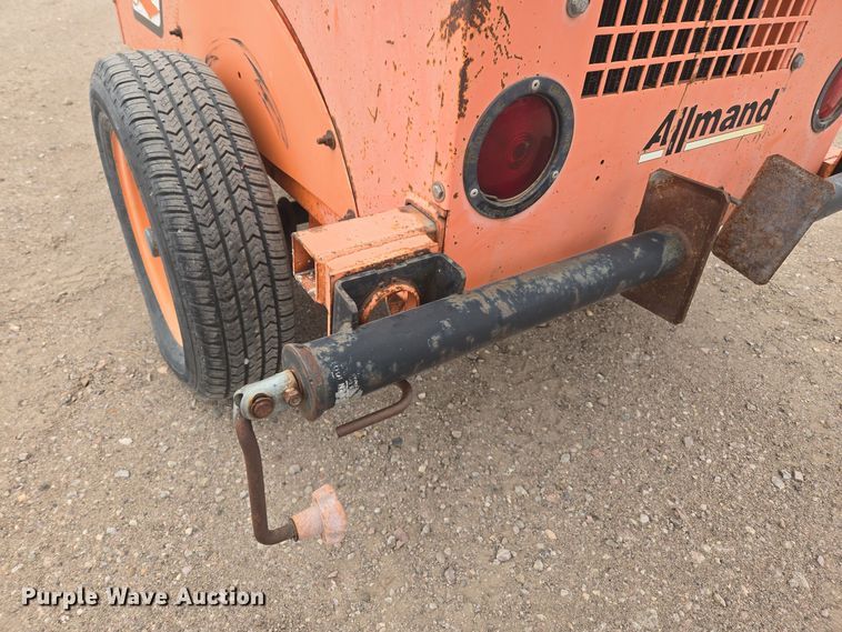 image for item EG9915 Allmand Night-Lite Pro light plant