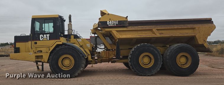image for item EG9916 2001 Caterpillar D400E Series II haul truck