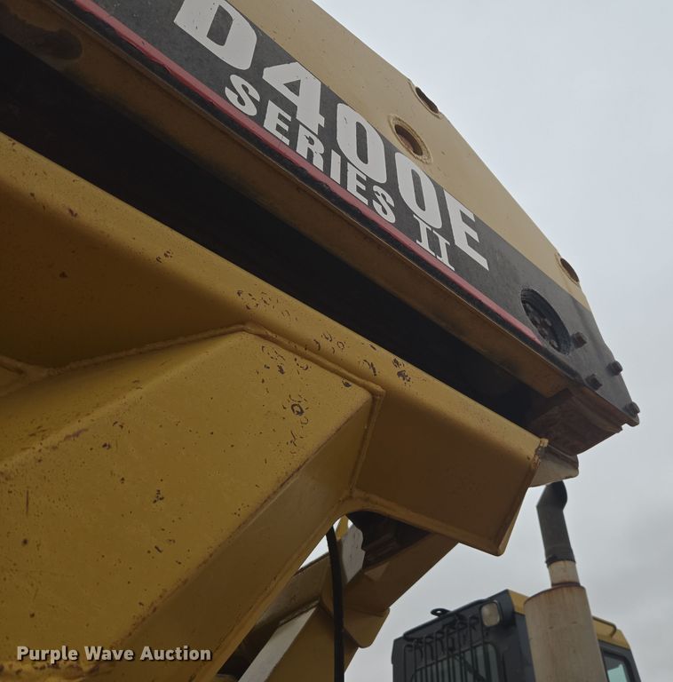 image for item EG9916 2001 Caterpillar D400E Series II haul truck