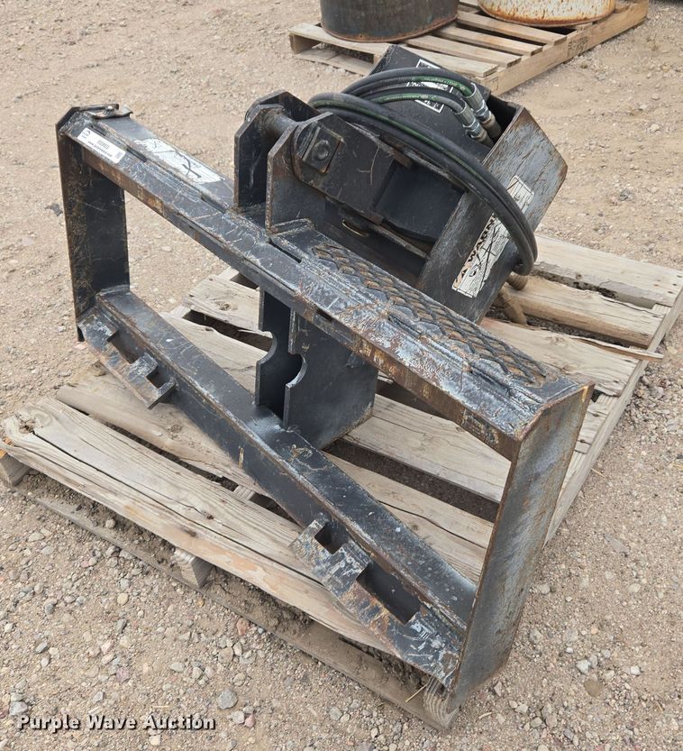 image for item EG9923 Lowe 165C Classic skid steer auger