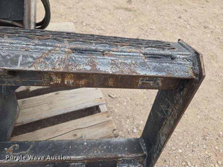 image for item EG9923 Lowe 165C Classic skid steer auger