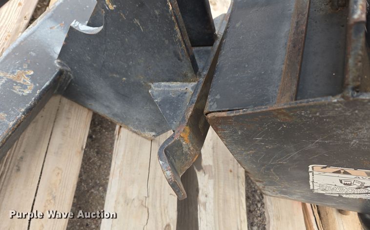 image for item EG9923 Lowe 165C Classic skid steer auger