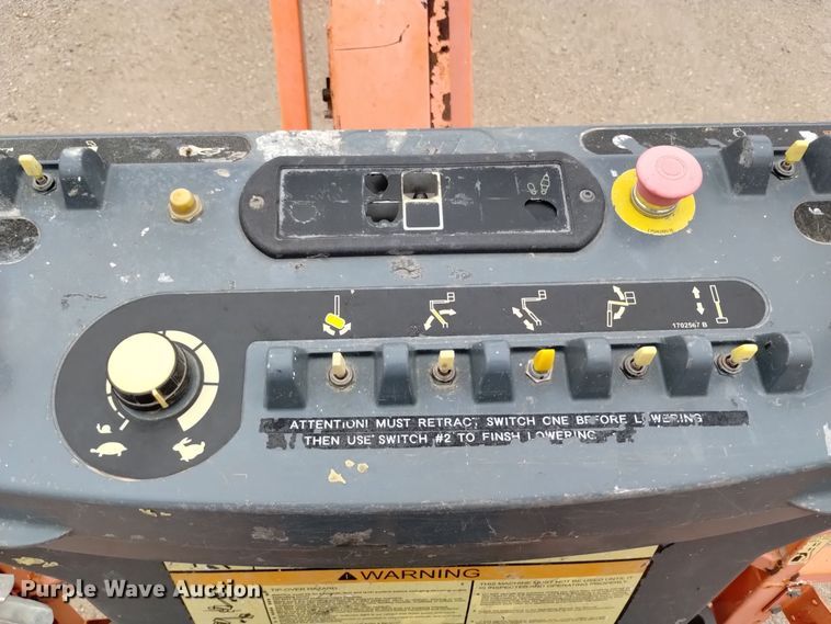 image for item EG9925 2008 JLG 800AJ boom lift