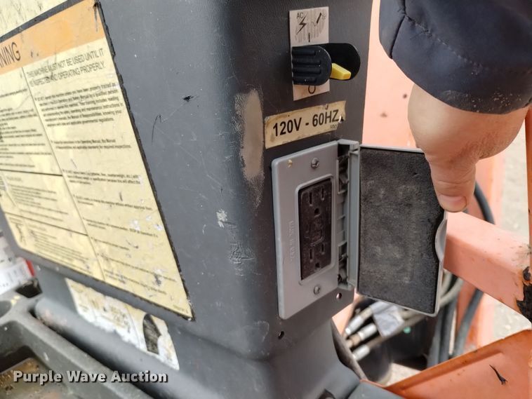 image for item EG9925 2008 JLG 800AJ boom lift