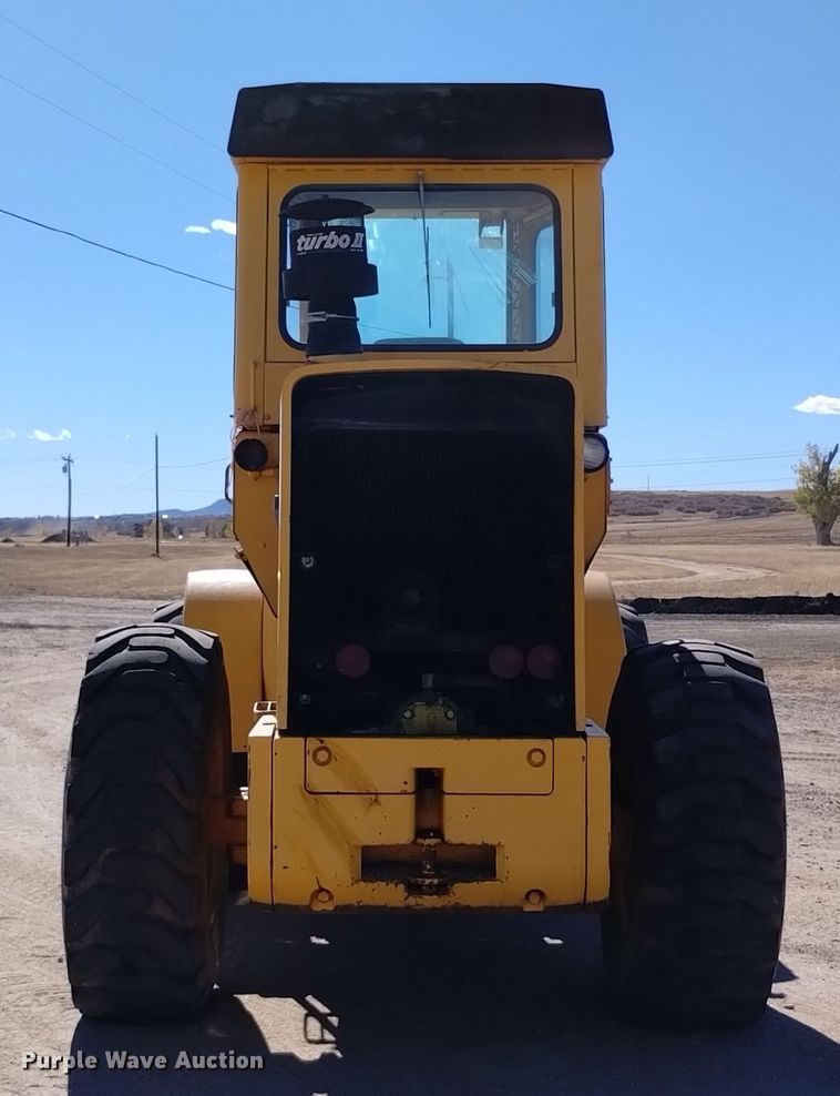 image for item EG9931 1980 John Deere 544B wheel loader