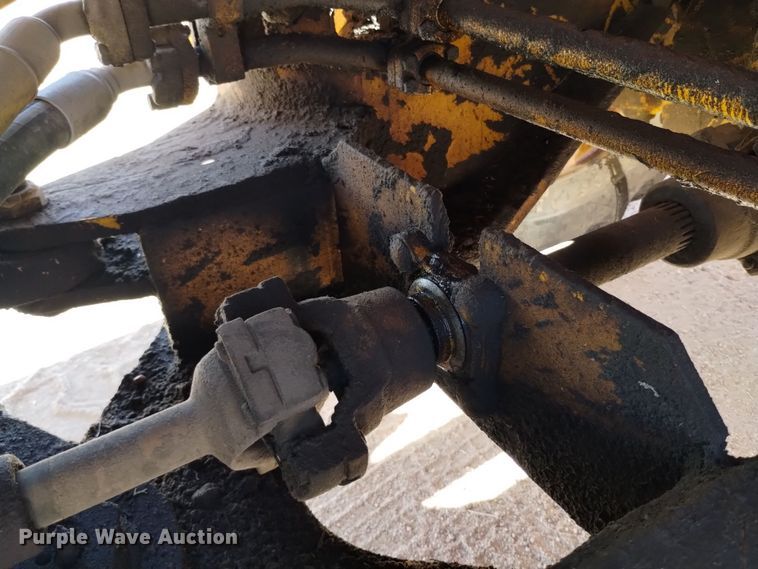 image for item EG9931 1980 John Deere 544B wheel loader