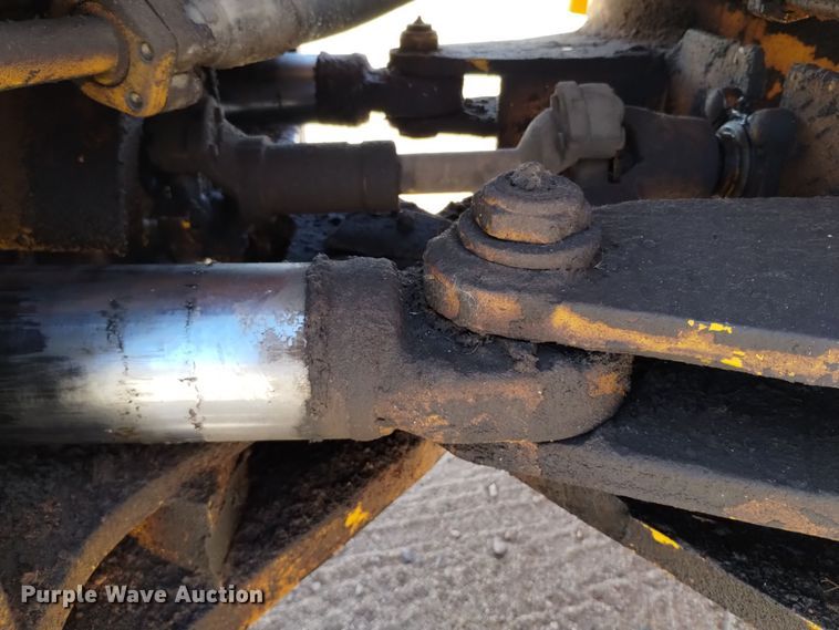 image for item EG9931 1980 John Deere 544B wheel loader