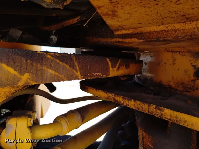 image for item EG9931 1980 John Deere 544B wheel loader