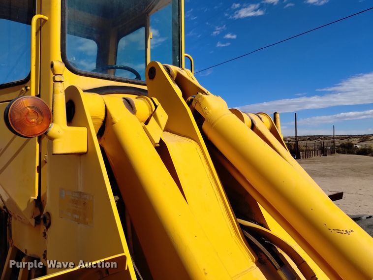 image for item EG9931 1980 John Deere 544B wheel loader