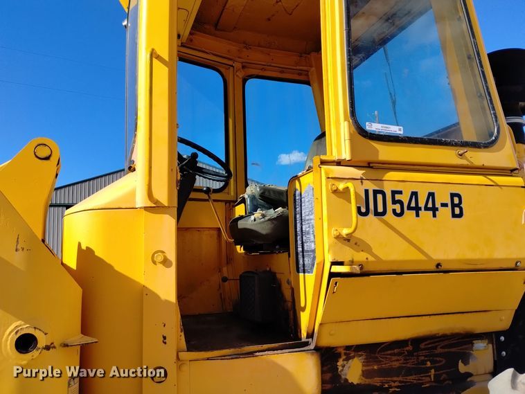 image for item EG9931 1980 John Deere 544B wheel loader