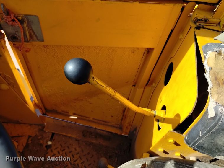 image for item EG9931 1980 John Deere 544B wheel loader