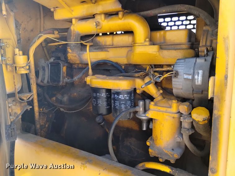 image for item EG9931 1980 John Deere 544B wheel loader