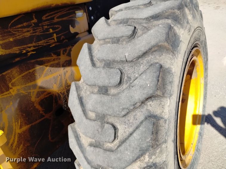 image for item EG9931 1980 John Deere 544B wheel loader