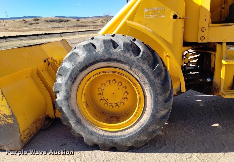 image for item EG9931 1980 John Deere 544B wheel loader