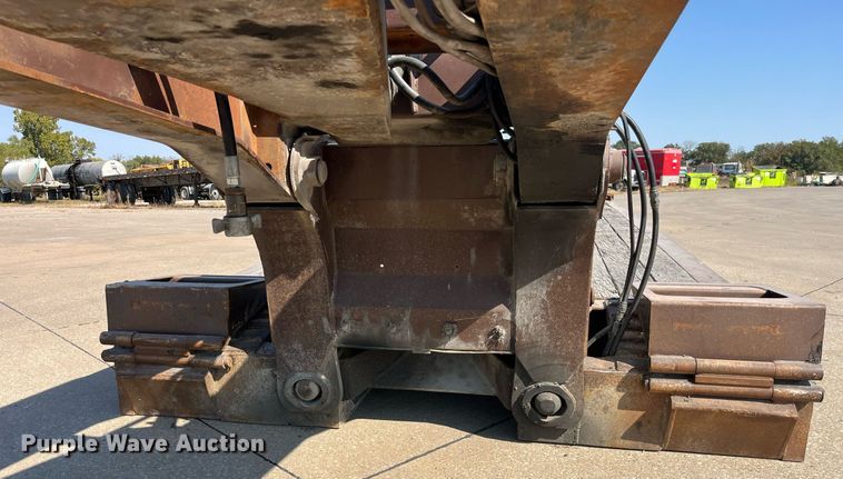 image for item EH2855 1993 Trail King TK100HDG-493 lowboy equipment trailer