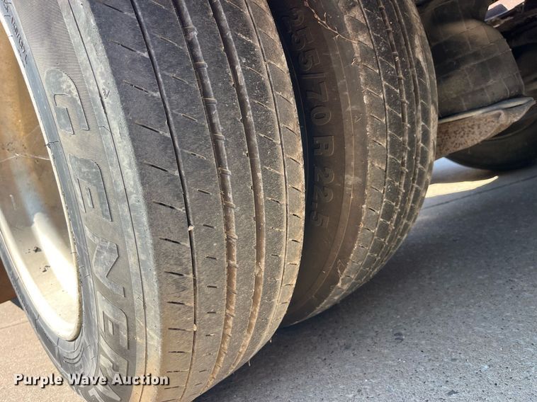 image for item EH2855 1993 Trail King TK100HDG-493 lowboy equipment trailer