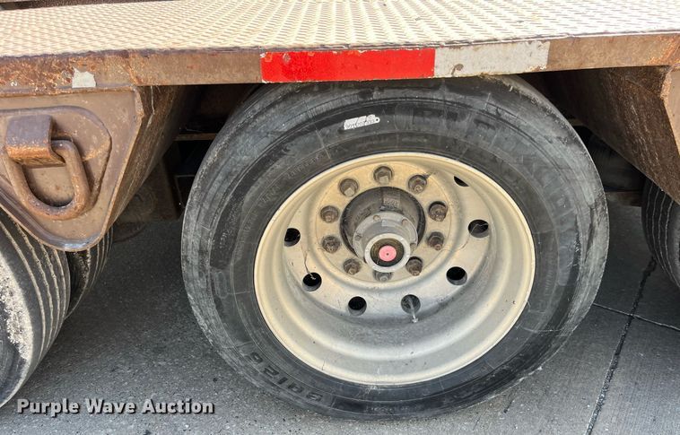 image for item EH2855 1993 Trail King TK100HDG-493 lowboy equipment trailer