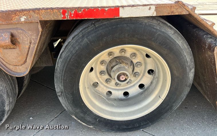 image for item EH2855 1993 Trail King TK100HDG-493 lowboy equipment trailer