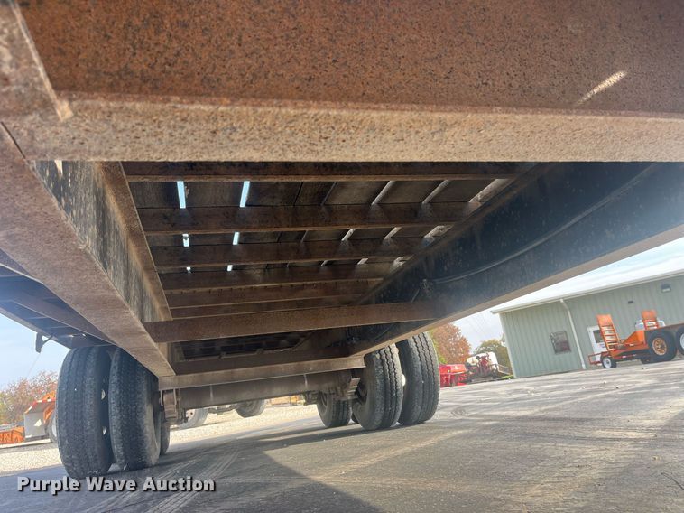 image for item EH2919 2008 Trailerman HHT8185R20 equipment trailer