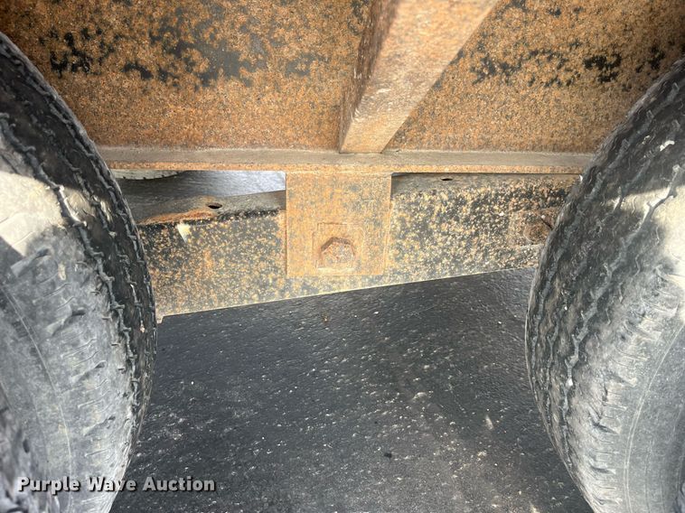 image for item EH2919 2008 Trailerman HHT8185R20 equipment trailer