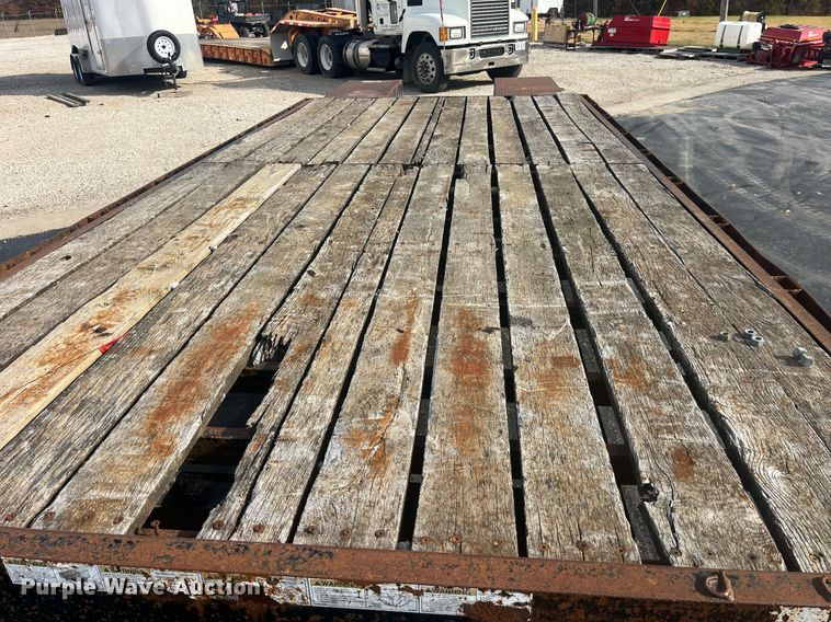 image for item EH2919 2008 Trailerman HHT8185R20 equipment trailer