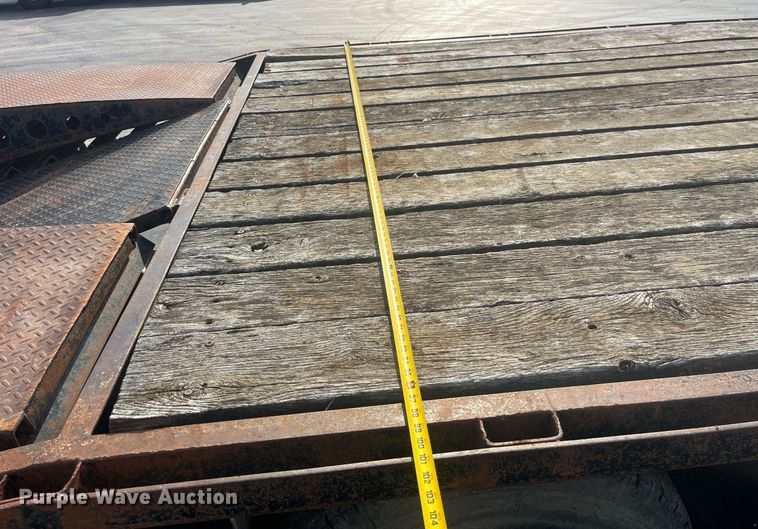 image for item EH2919 2008 Trailerman HHT8185R20 equipment trailer