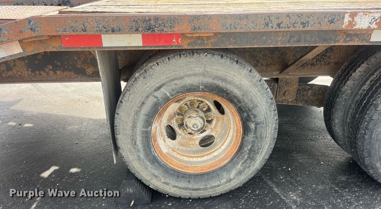 image for item EH2919 2008 Trailerman HHT8185R20 equipment trailer