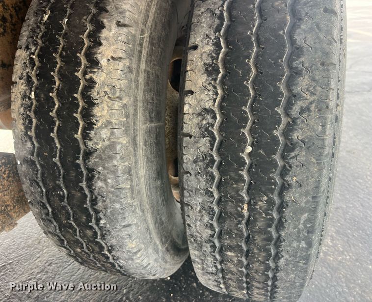 image for item EH2919 2008 Trailerman HHT8185R20 equipment trailer