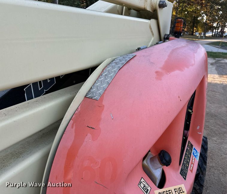 image for item EH7144 2005 JLG 450A Series 2 boom lift