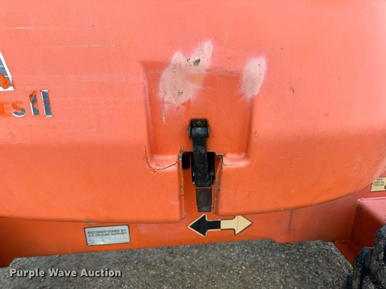image for item EH7144 2005 JLG 450A Series 2 boom lift