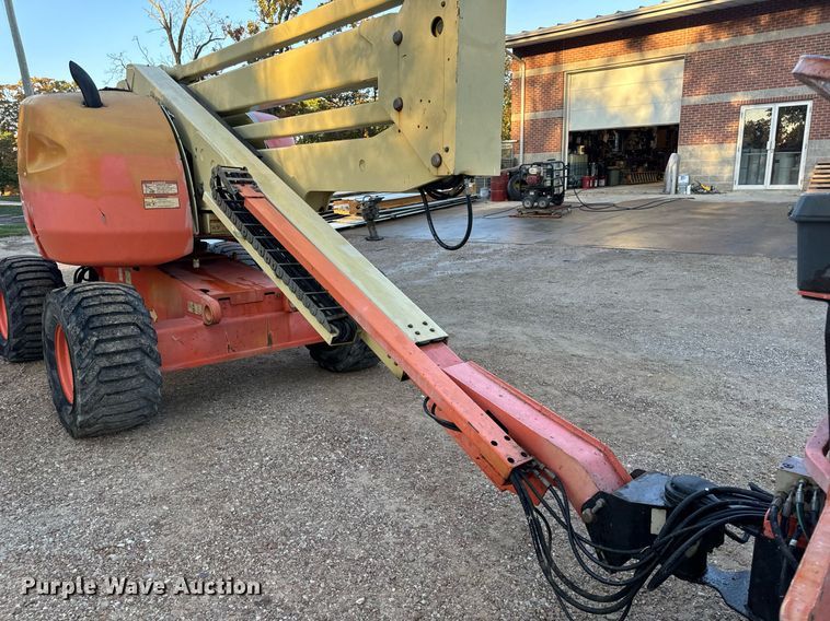image for item EH7144 2005 JLG 450A Series 2 boom lift