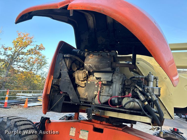 image for item EH7144 2005 JLG 450A Series 2 boom lift