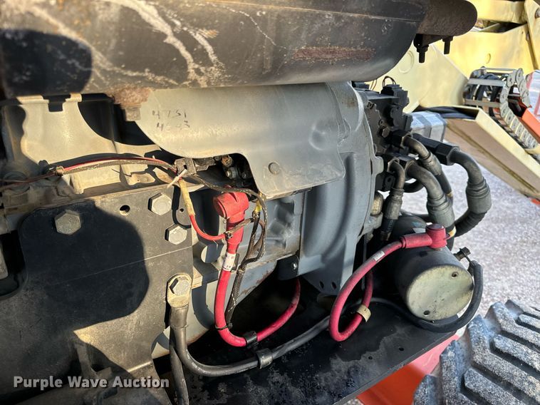 image for item EH7144 2005 JLG 450A Series 2 boom lift