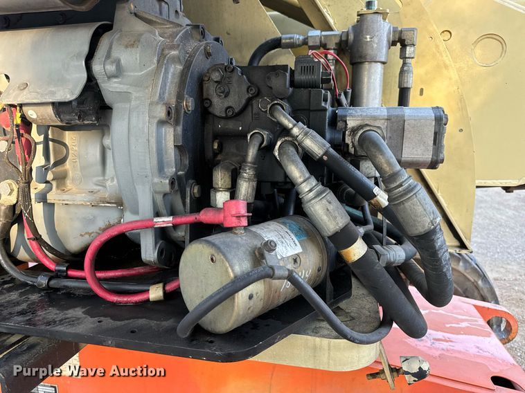 image for item EH7144 2005 JLG 450A Series 2 boom lift