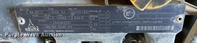 image for item EH7144 2005 JLG 450A Series 2 boom lift