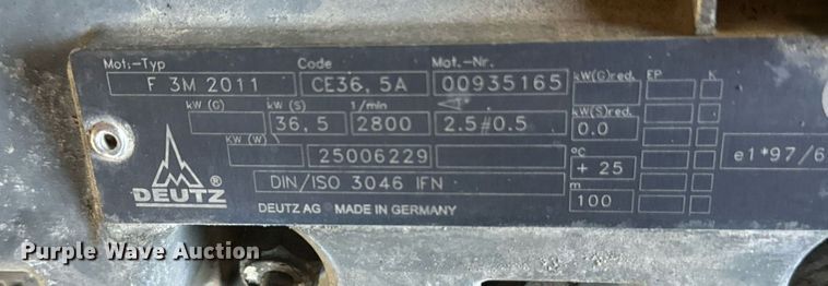 image for item EH7144 2005 JLG 450A Series 2 boom lift