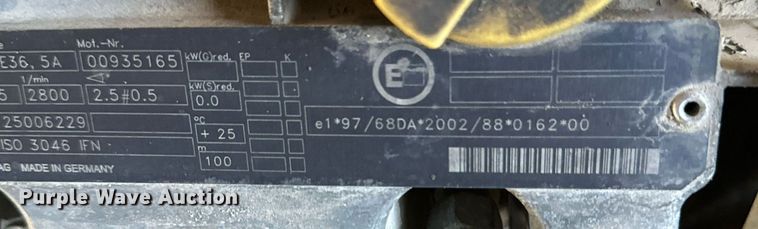 image for item EH7144 2005 JLG 450A Series 2 boom lift