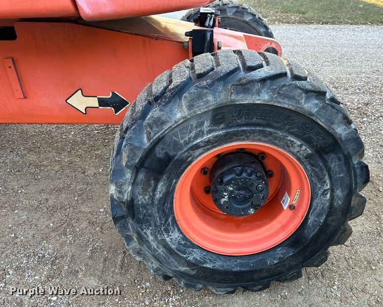 image for item EH7144 2005 JLG 450A Series 2 boom lift