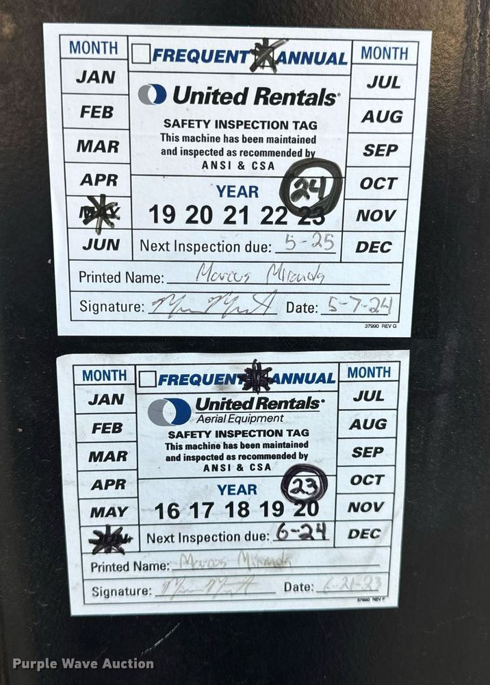 image for item EH7144 2005 JLG 450A Series 2 boom lift