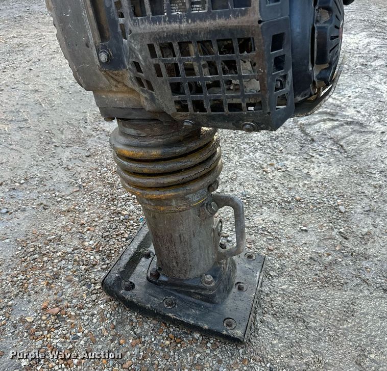 image for item EH7146 2008 Bomag BT65/4 plate compactor