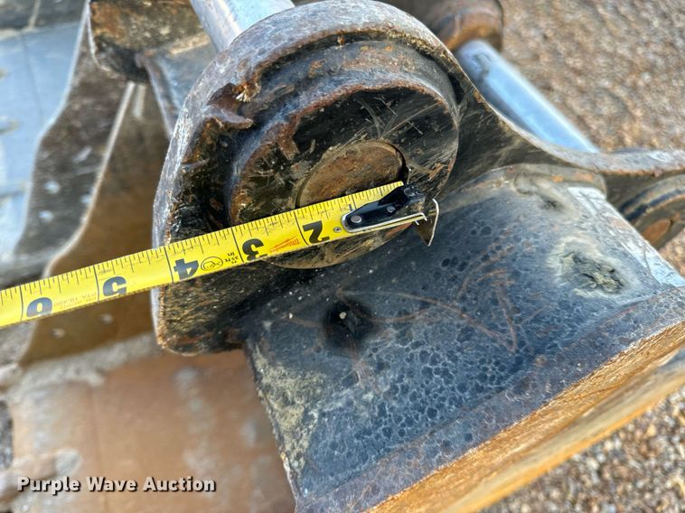 image for item EH7147 (2) Caterpillar excavator buckets