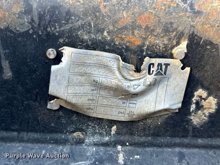 image for item EH7147 (2) Caterpillar excavator buckets