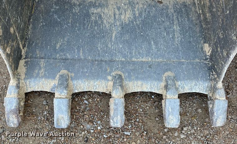 image for item EH7147 (2) Caterpillar excavator buckets