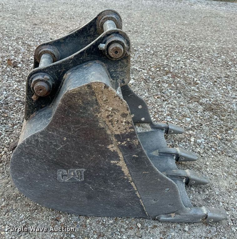 image for item EH7148 Caterpillar excavator bucket