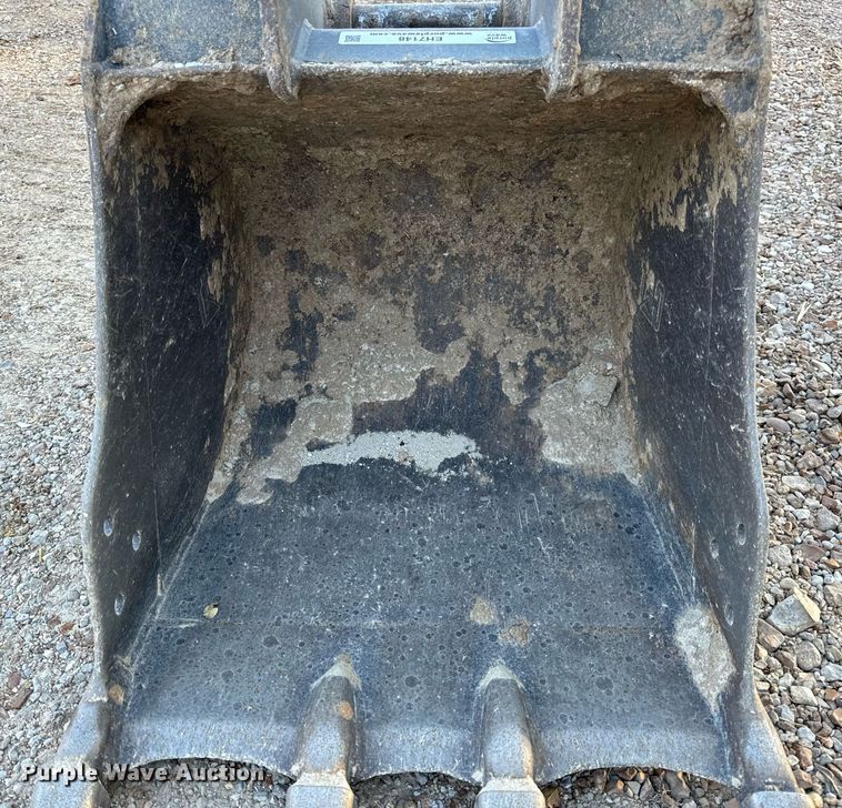 image for item EH7148 Caterpillar excavator bucket
