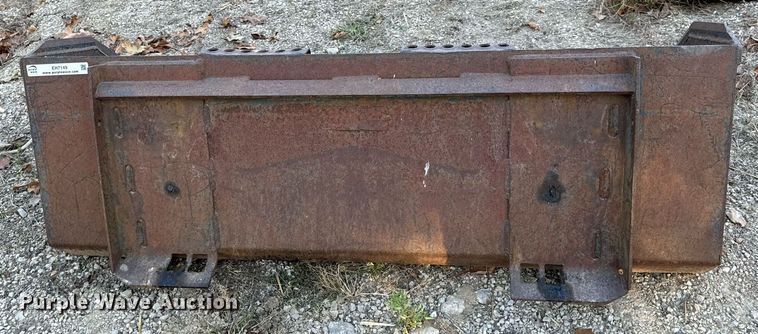 image for item EH7149 Skid steer bucket