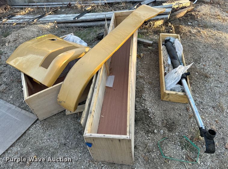 image for item EH7150 Caterpillar excavator parts