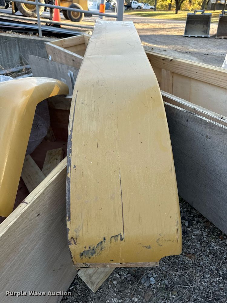 image for item EH7150 Caterpillar excavator parts