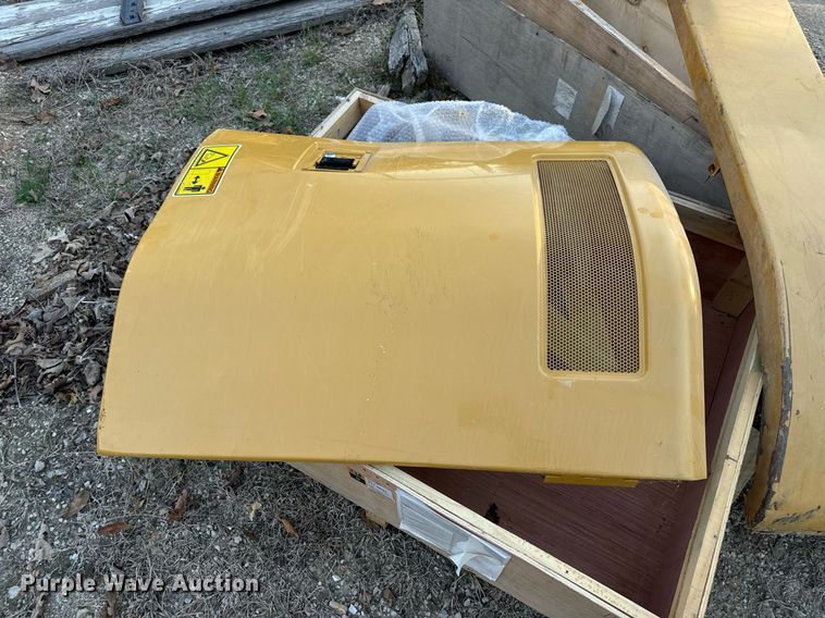 image for item EH7150 Caterpillar excavator parts